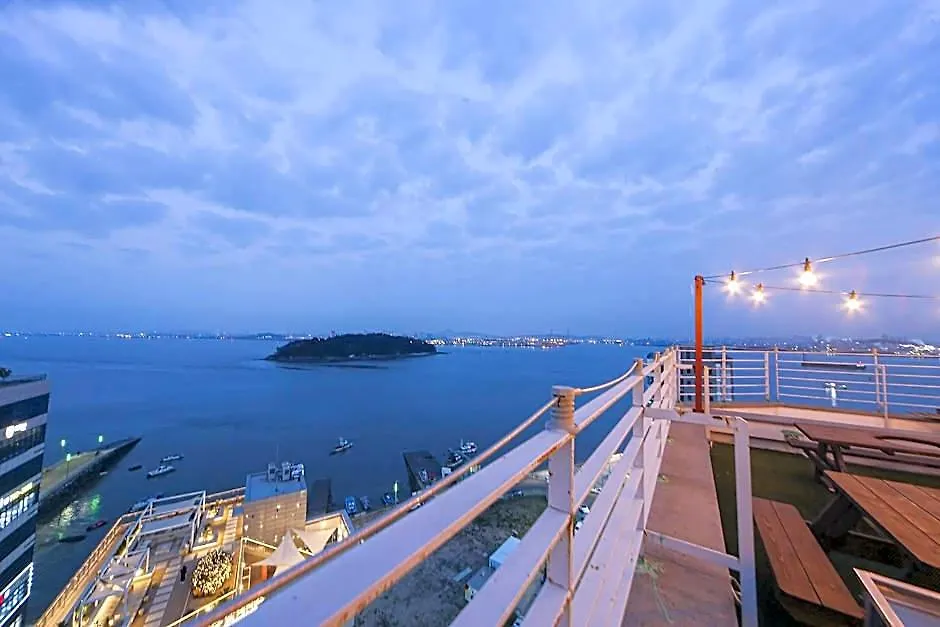 Stellar-Formerly International Hotel Yeongjong 인천